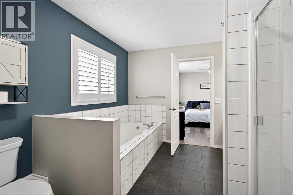 2261 Sagewood Heights SW - 37