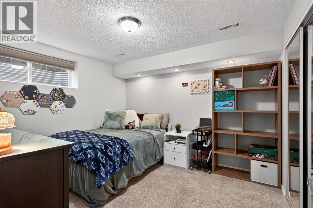 2261 Sagewood Heights SW - 43