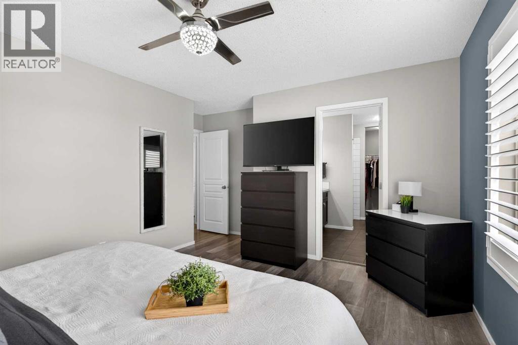 2261 Sagewood Heights SW - 34