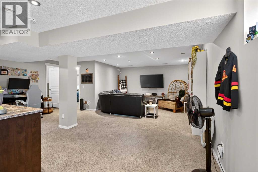 2261 Sagewood Heights SW - 39