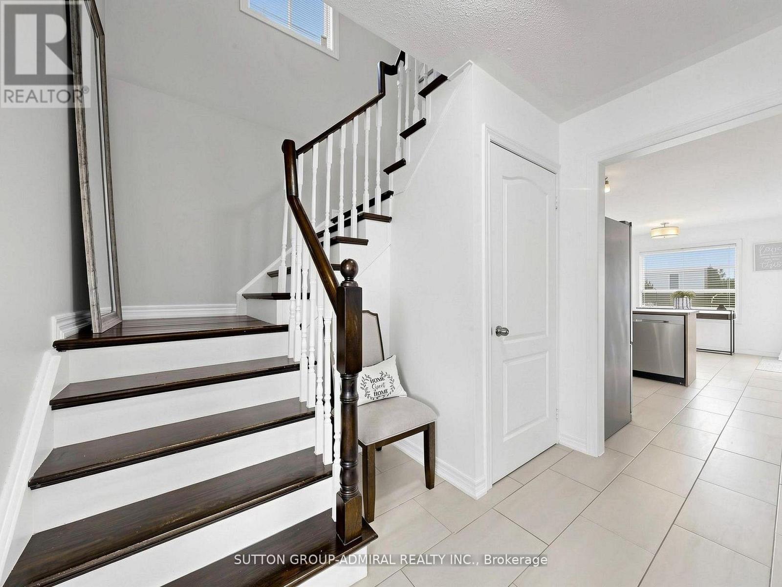 20 BREEZE DRIVE - 20