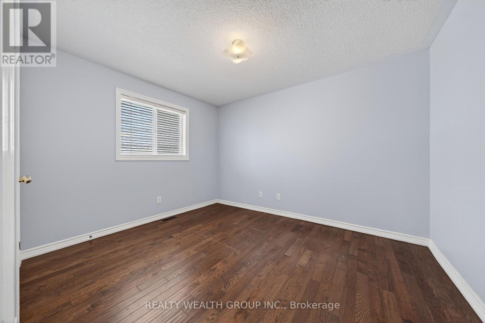 61 STOLLAR BOULEVARD - 14