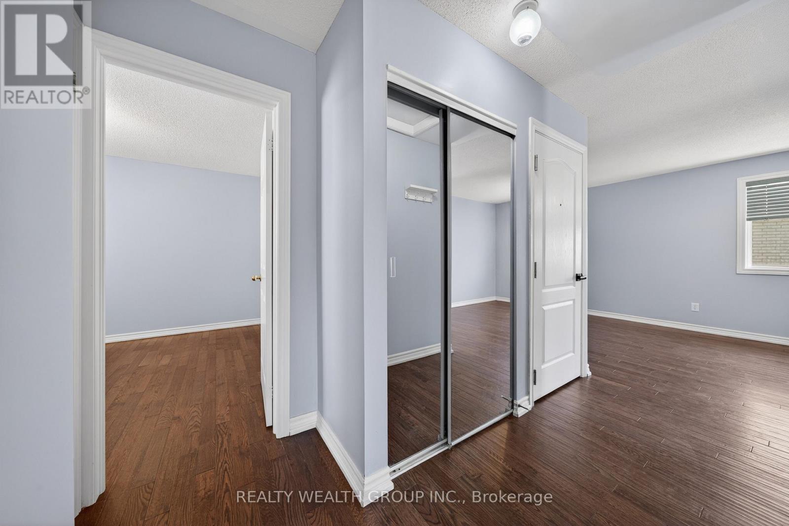 61 STOLLAR BOULEVARD - 18