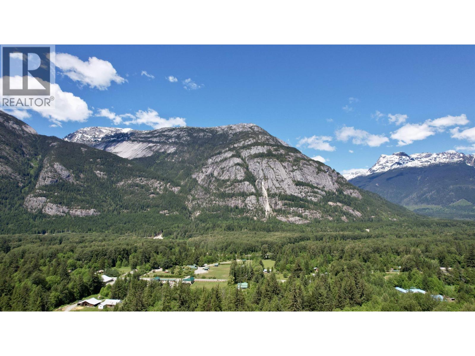 1867 MACKENZIE 20 HIGHWAY - 4