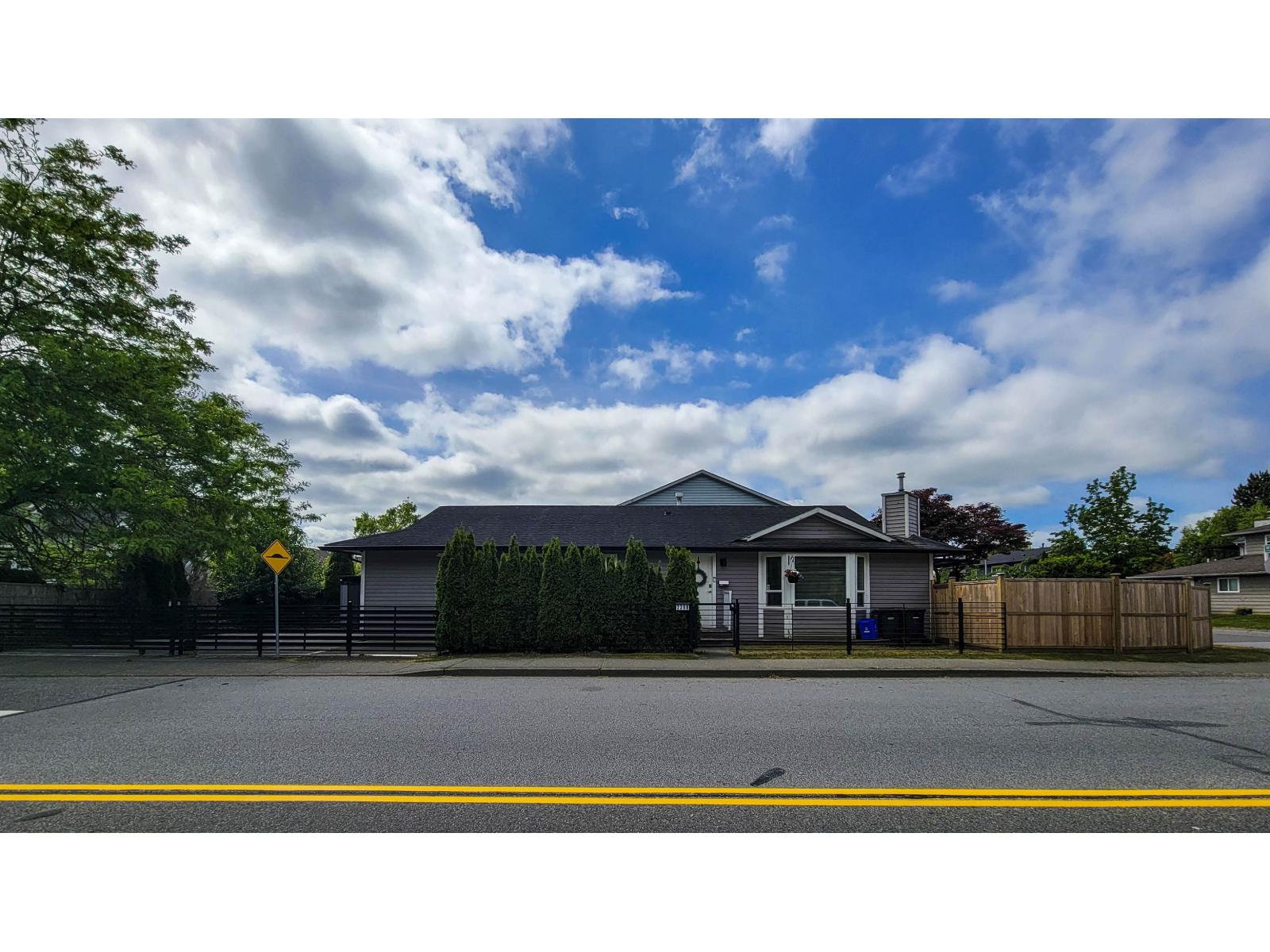 2288 WILLOUGHBY Way - photo 2