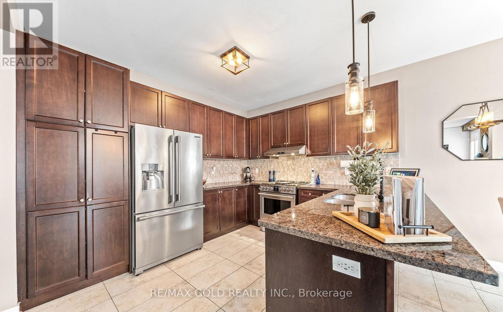 9 FRINGETREE ROAD - 14
