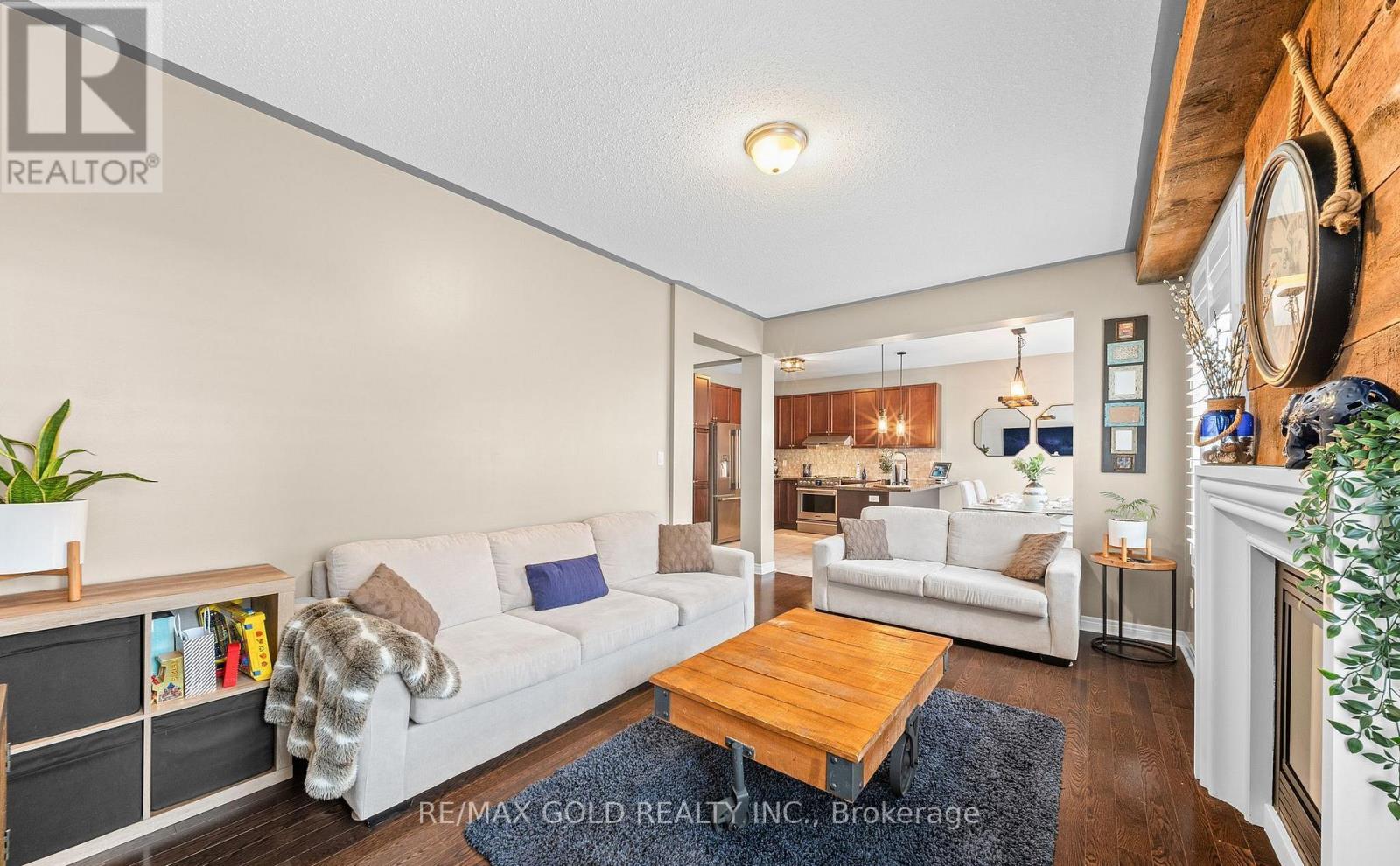 9 FRINGETREE ROAD - 21