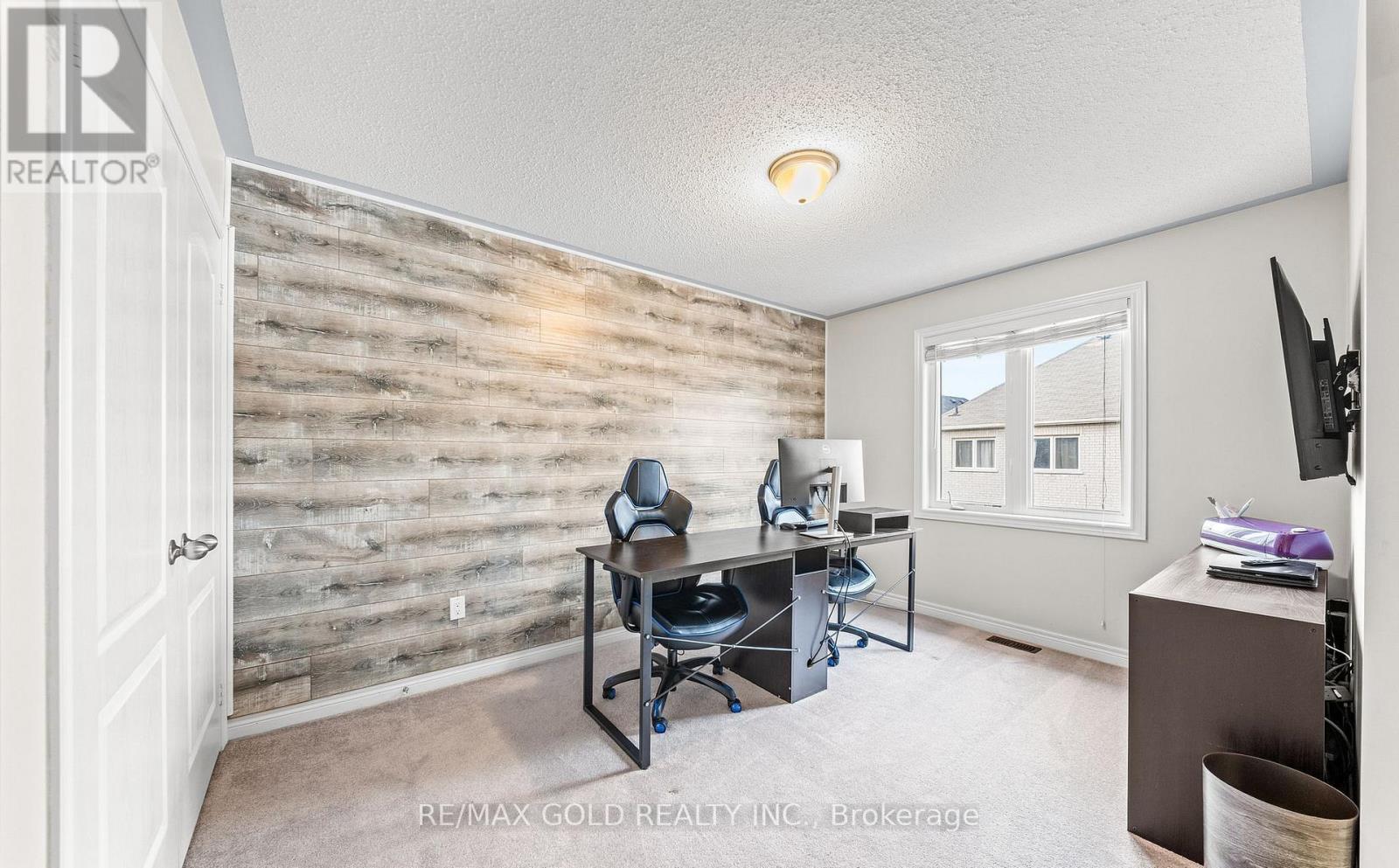 9 FRINGETREE ROAD - 29