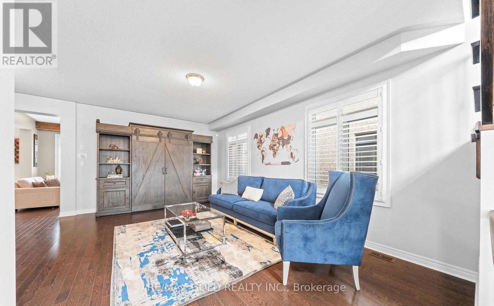9 FRINGETREE ROAD - 8
