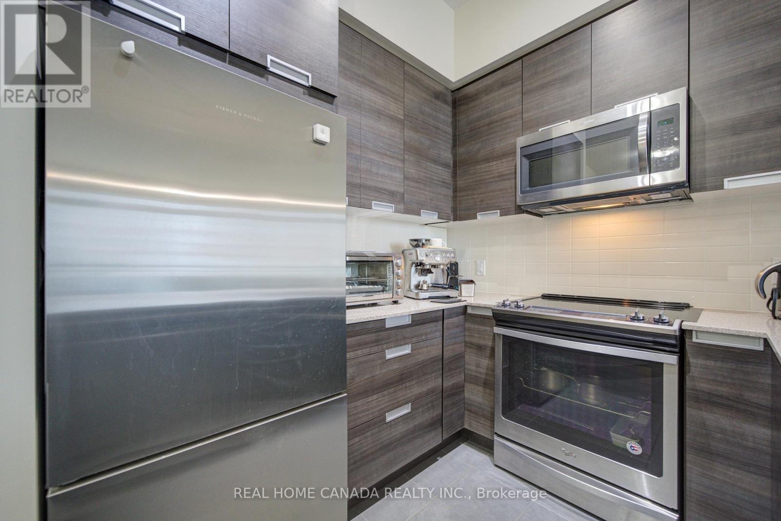 #916 5033 FOUR SPRING AVENUE - 16