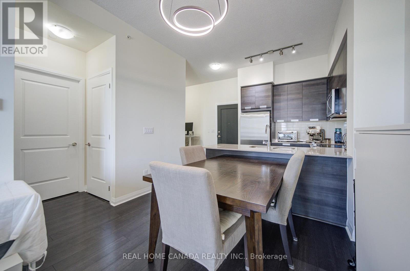 #916 5033 FOUR SPRING AVENUE - 21