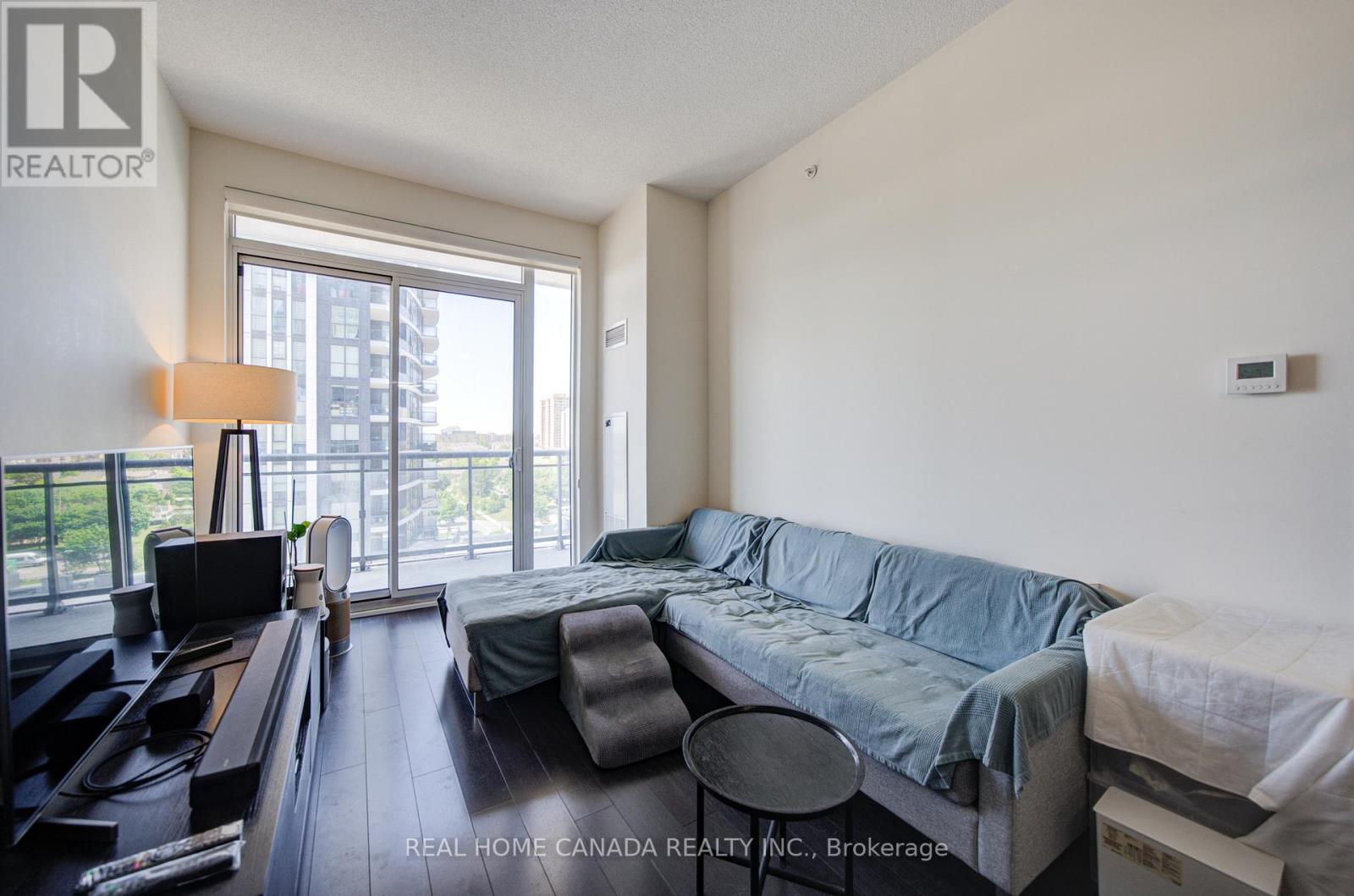 #916 5033 FOUR SPRING AVENUE - 25