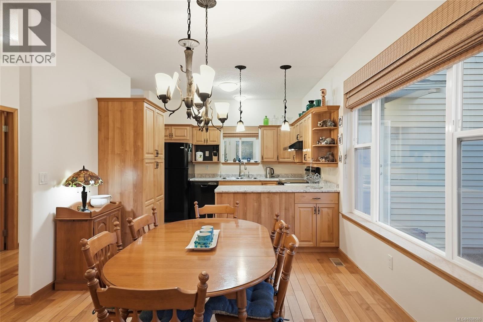 891 Terrien Way - 5