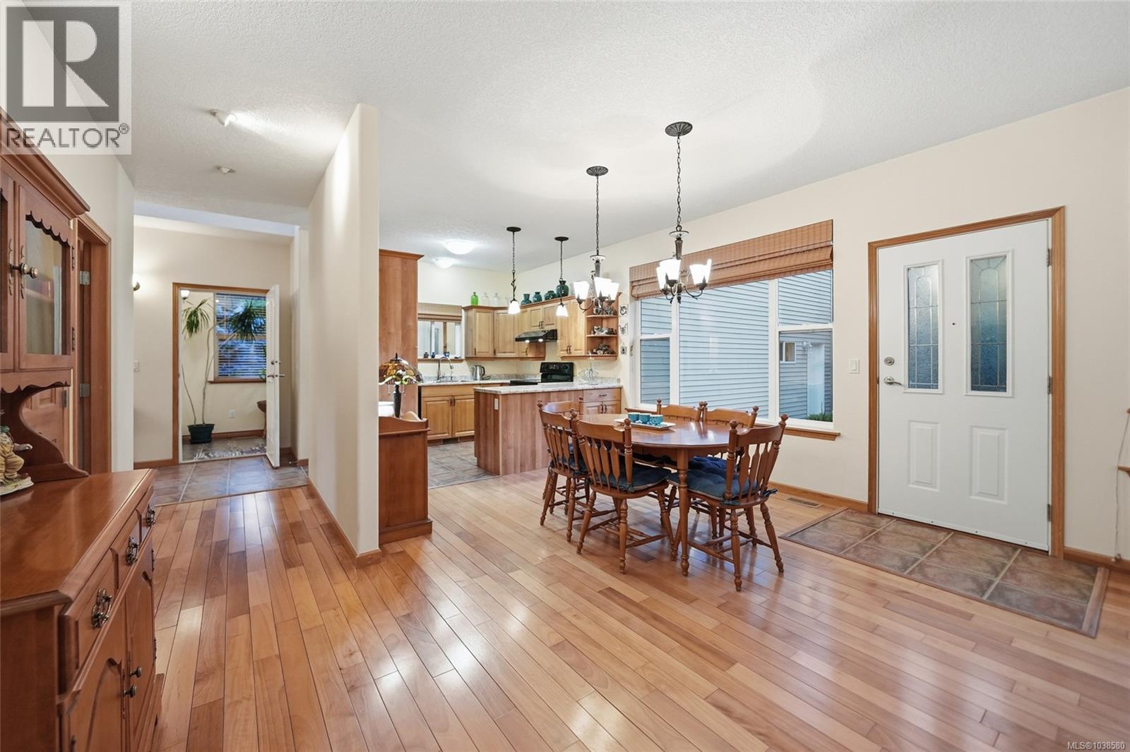 891 Terrien Way - 9