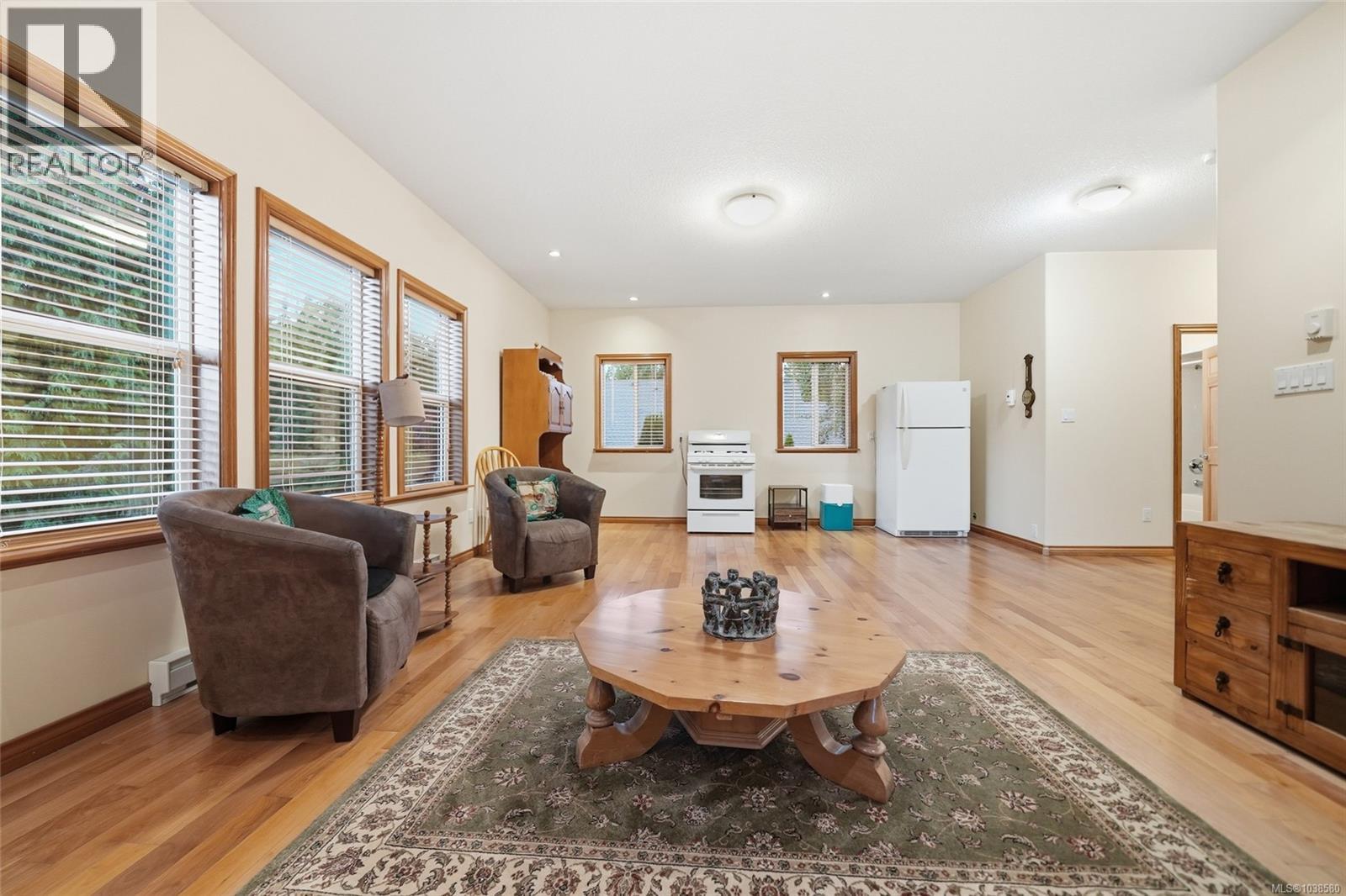 891 Terrien Way - 30