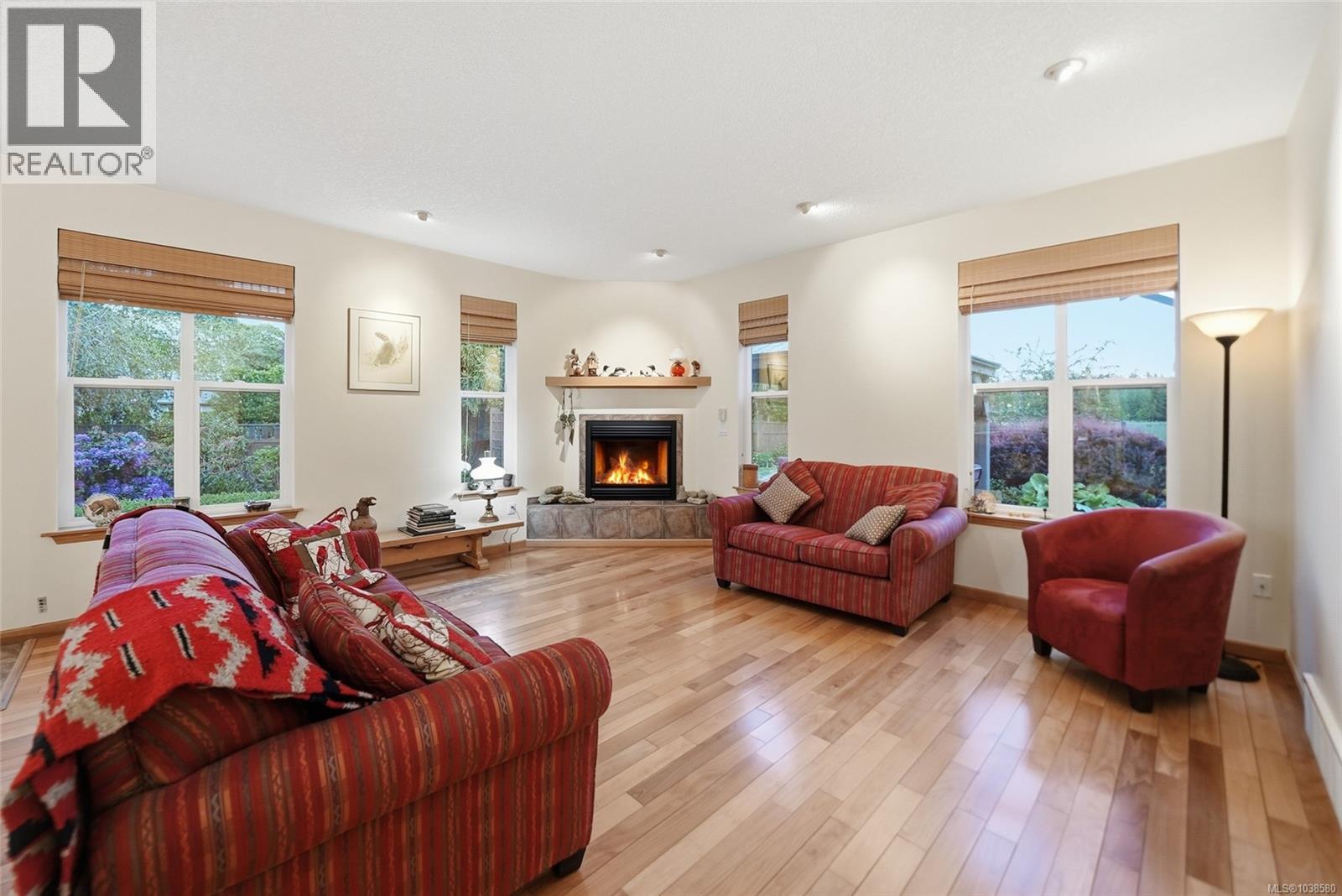 891 Terrien Way - 13