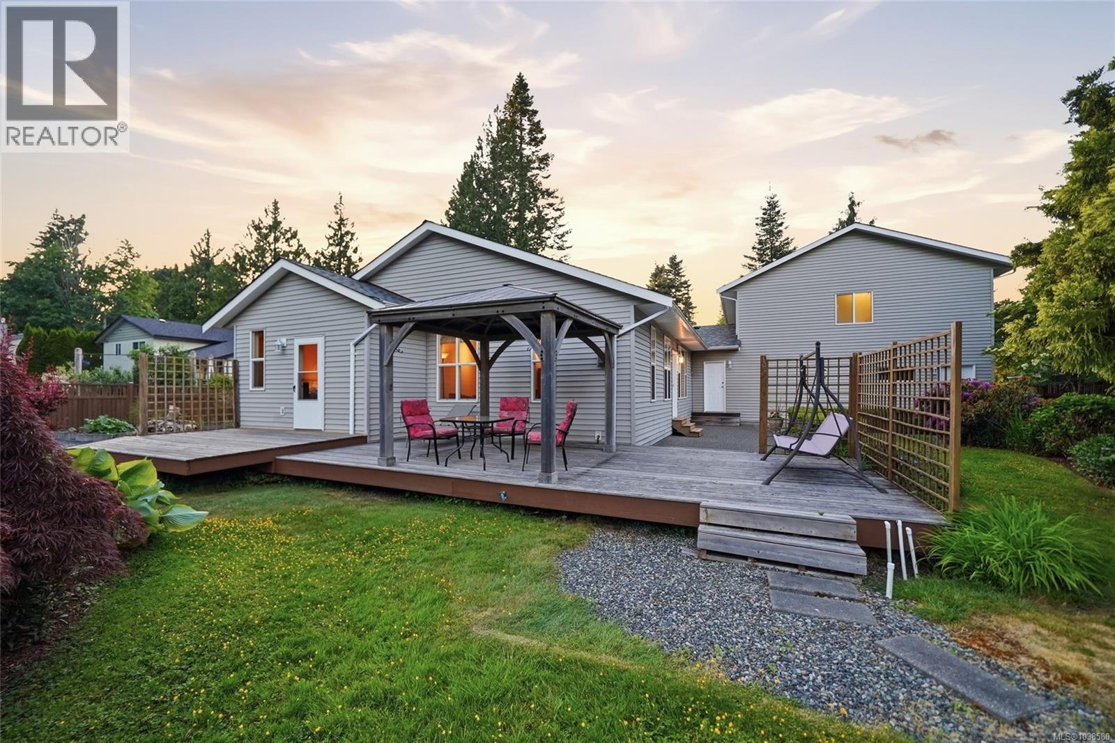 891 Terrien Way - 43