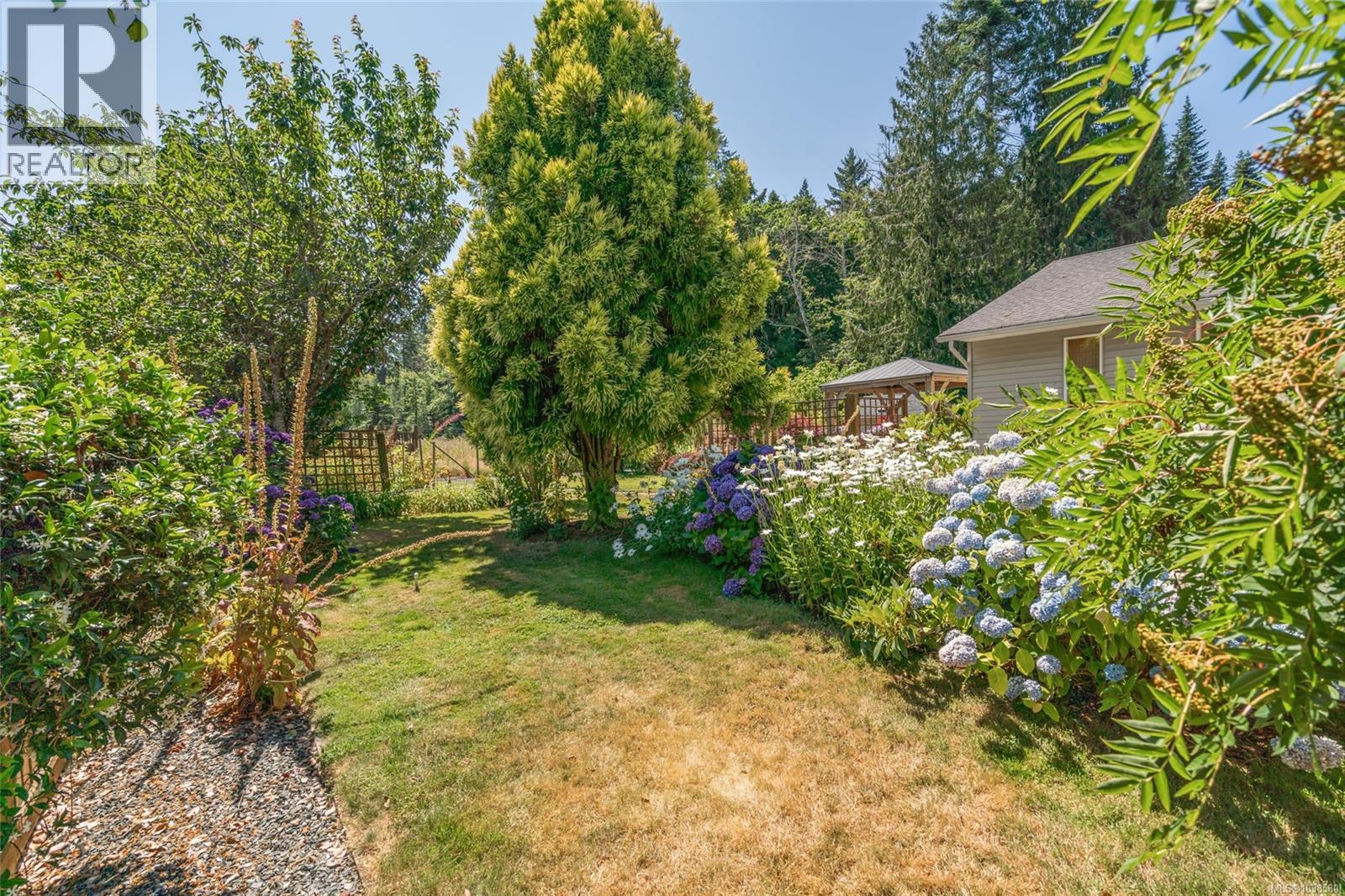 891 Terrien Way - 73