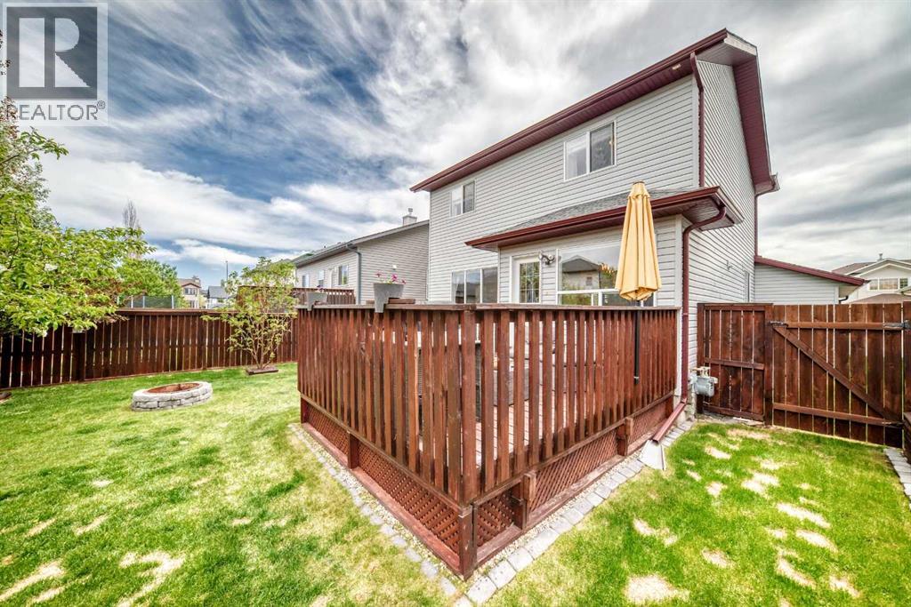 208 Stonegate Crescent NW - 32