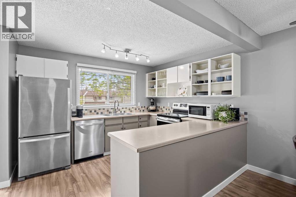 165 Woodmont Terrace SW - 11