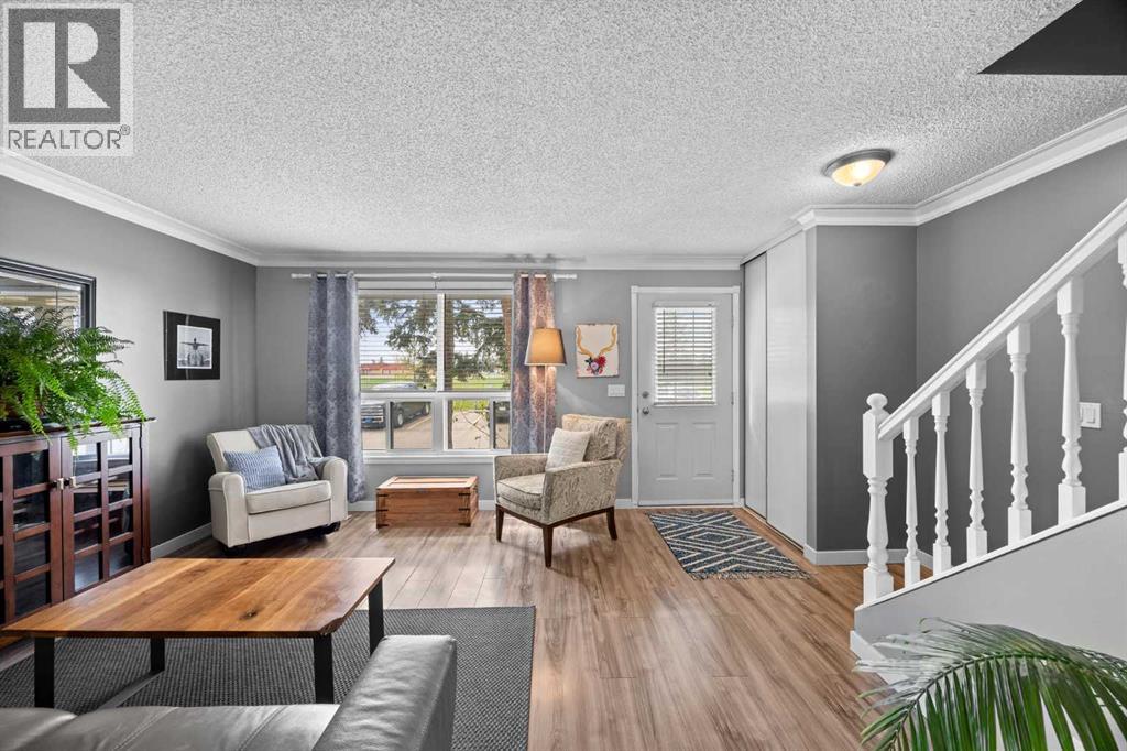 165 Woodmont Terrace SW - 7