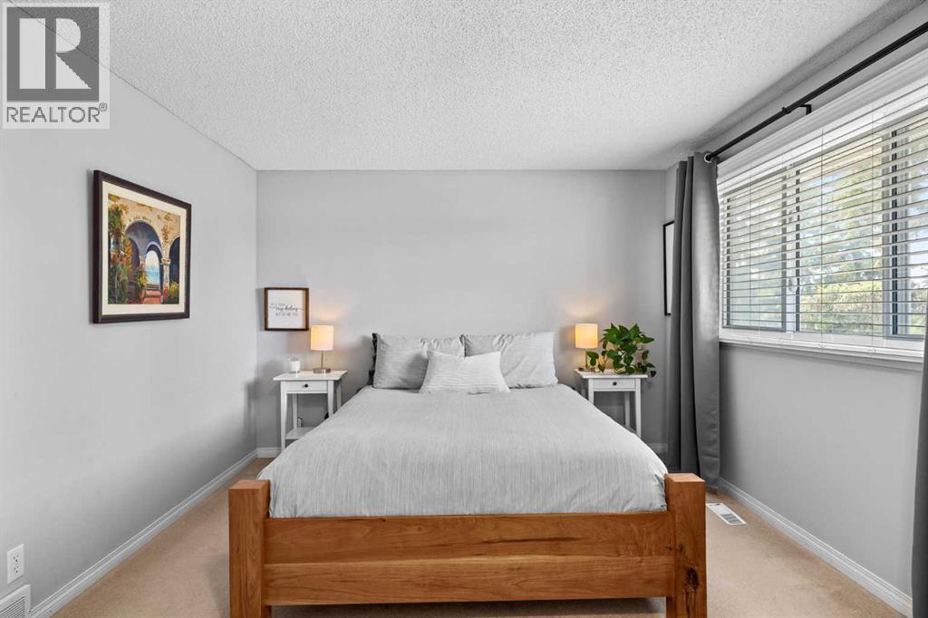 165 Woodmont Terrace SW - 20