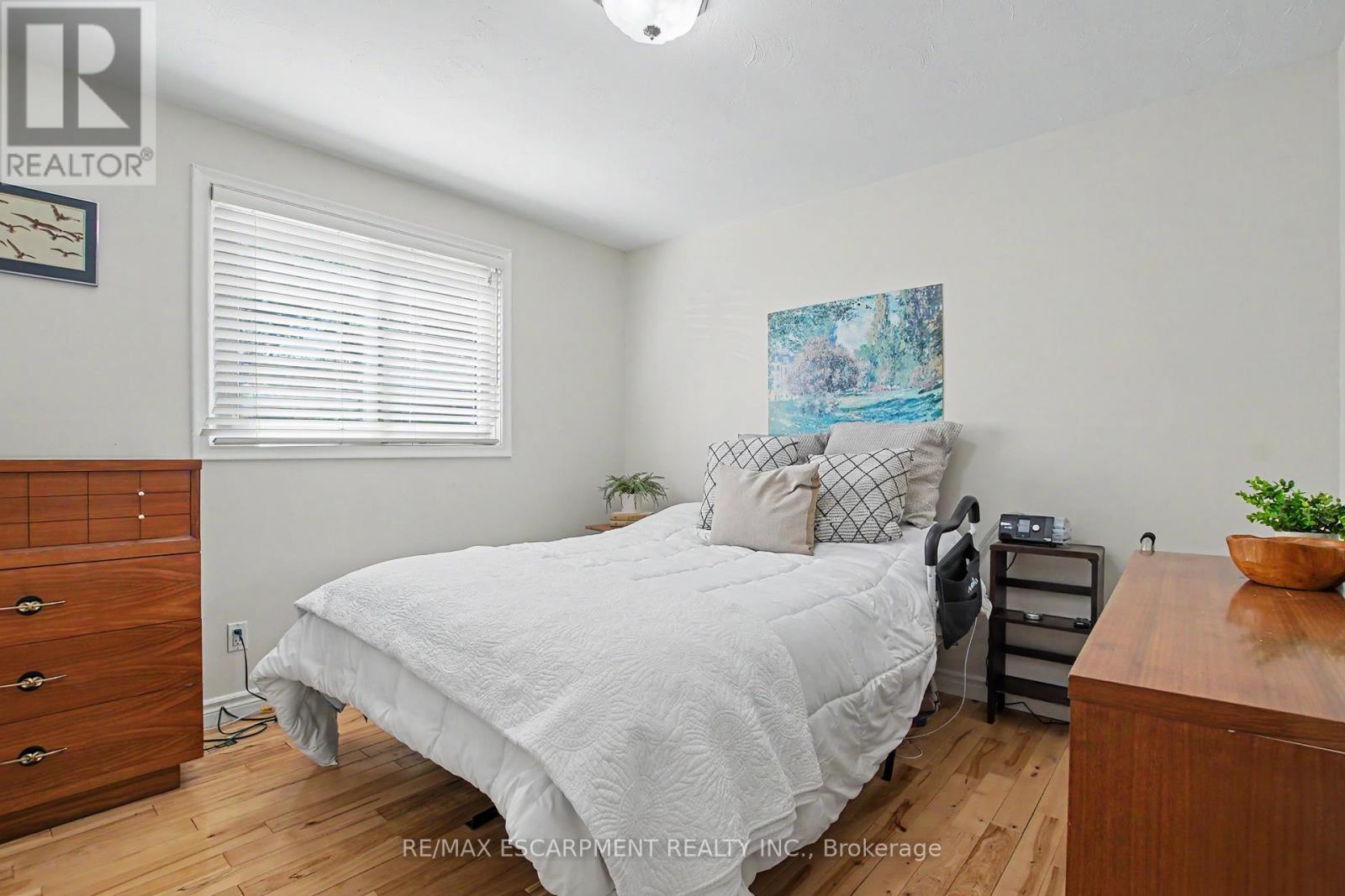 304 ST ANDREWS DRIVE - 17