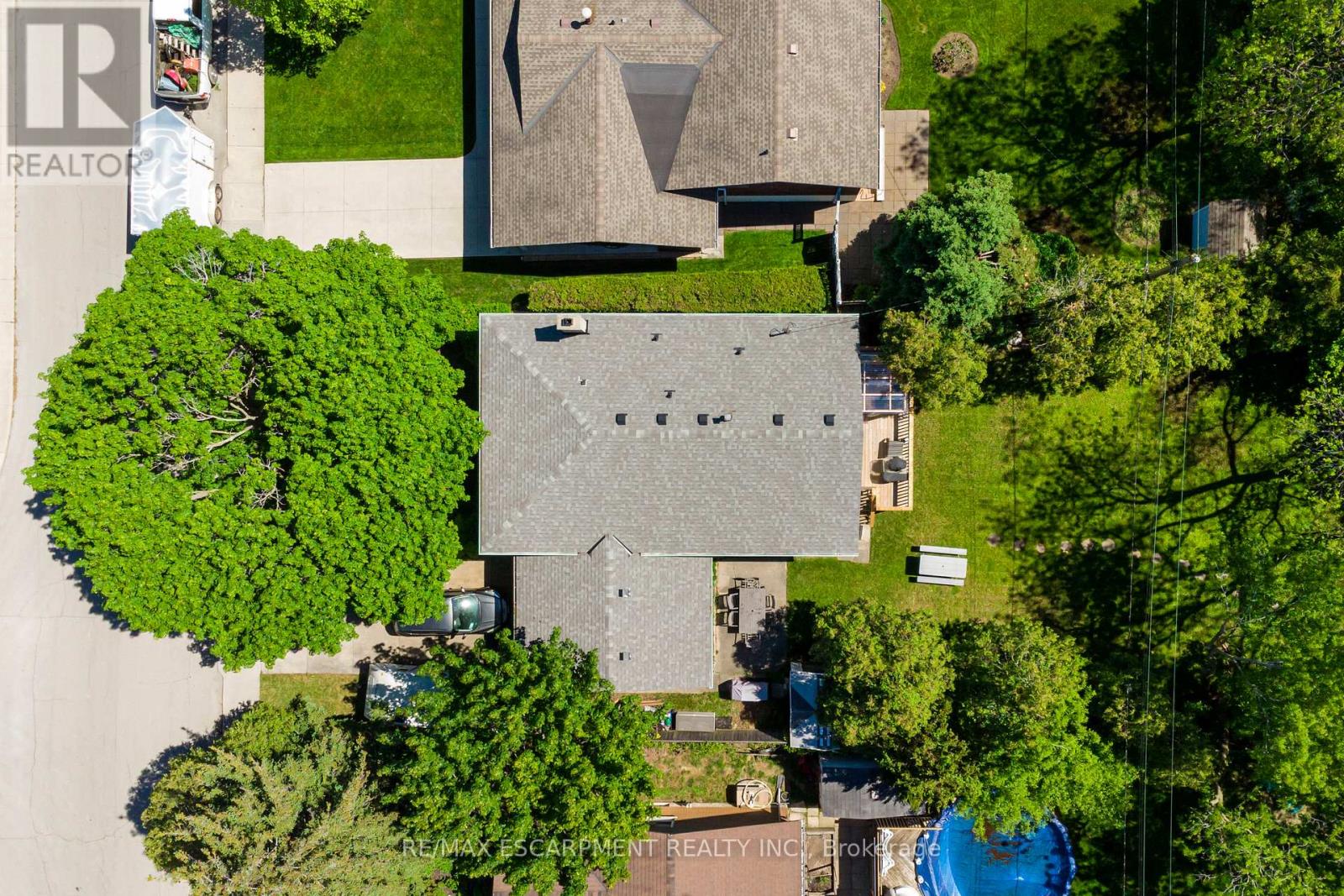 304 ST ANDREWS DRIVE - 36