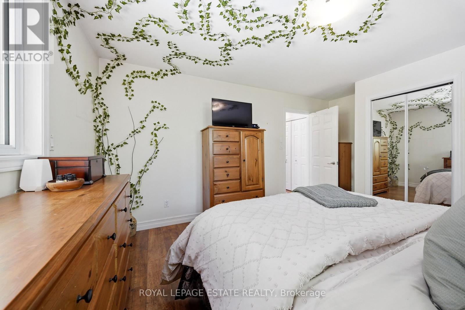 1777 LAZIER ROAD - 19