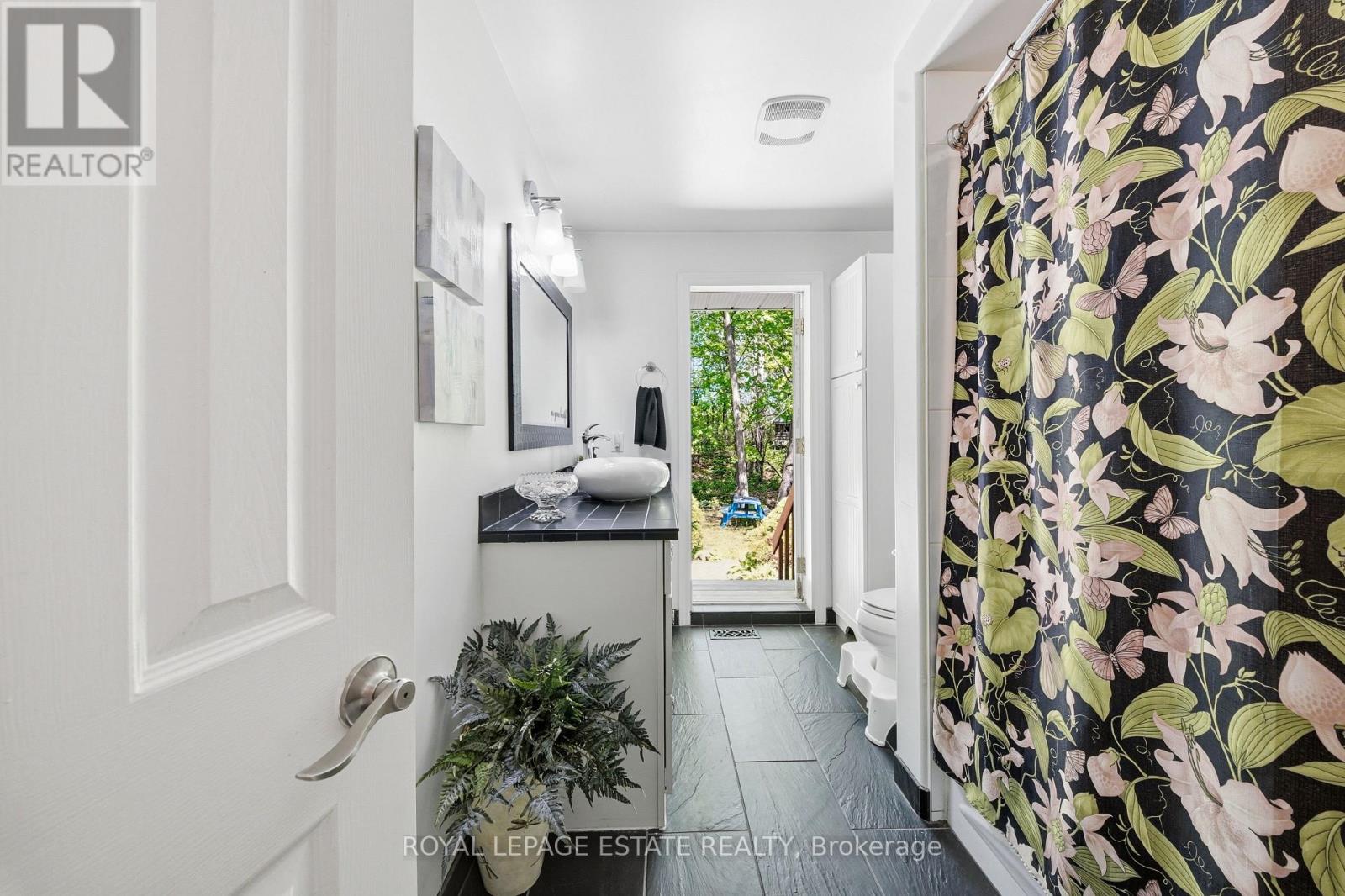 1777 LAZIER ROAD - 20