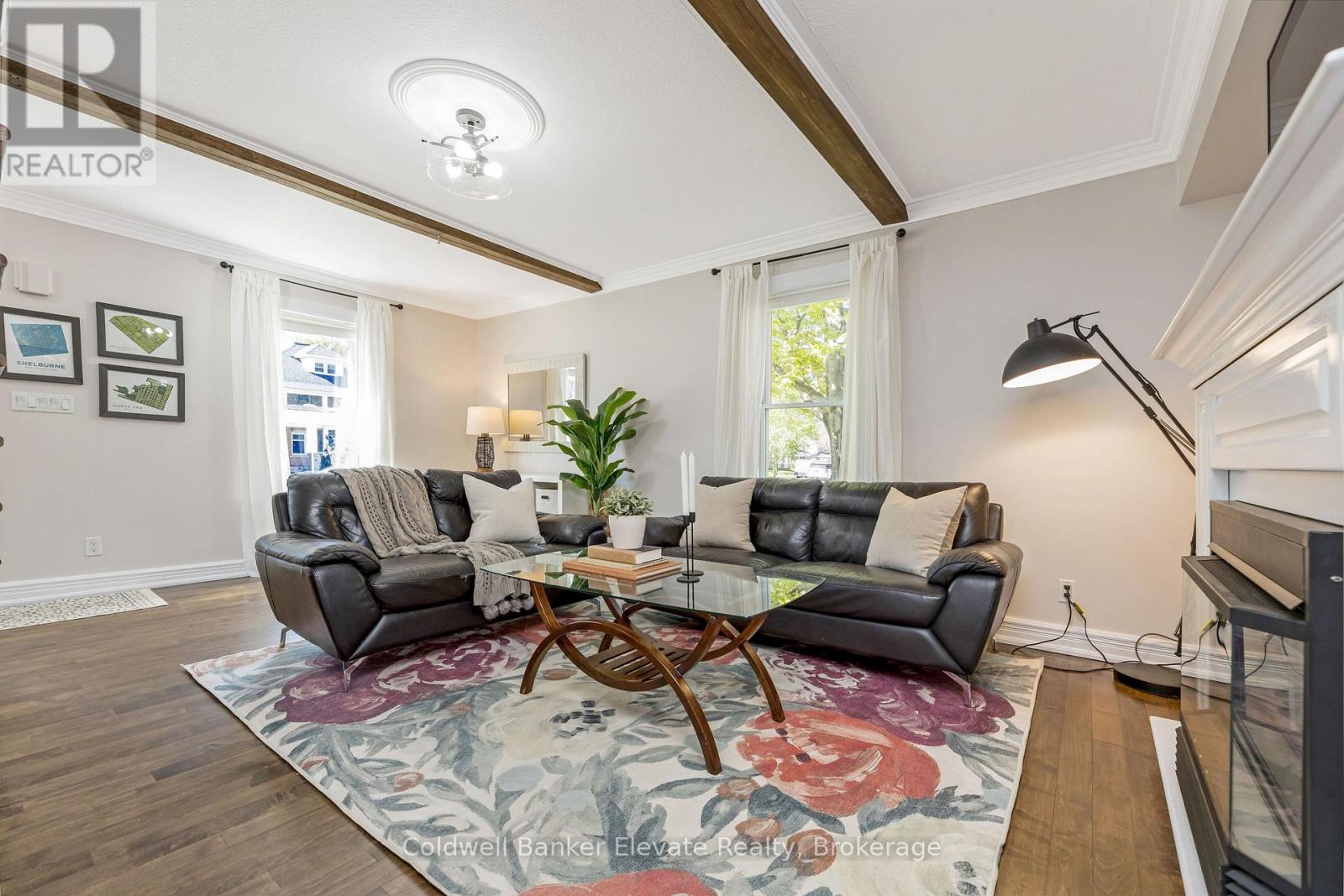 330 MAIN STREET E - 11