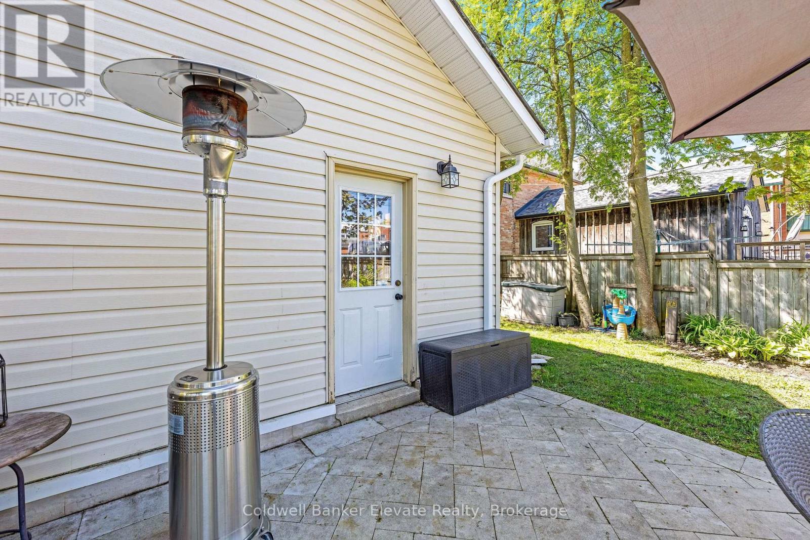 330 MAIN STREET E - 30