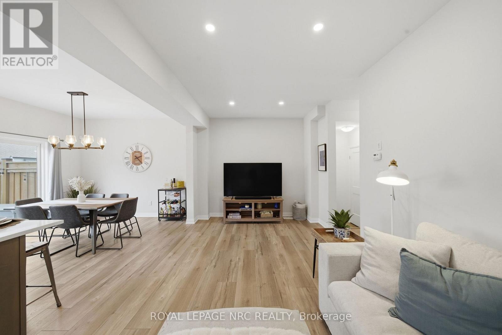 112 JAYLA LANE - 9