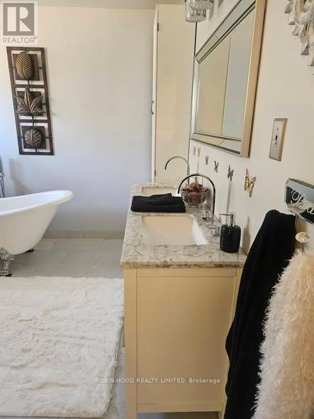 892 SECORD ROAD - 23
