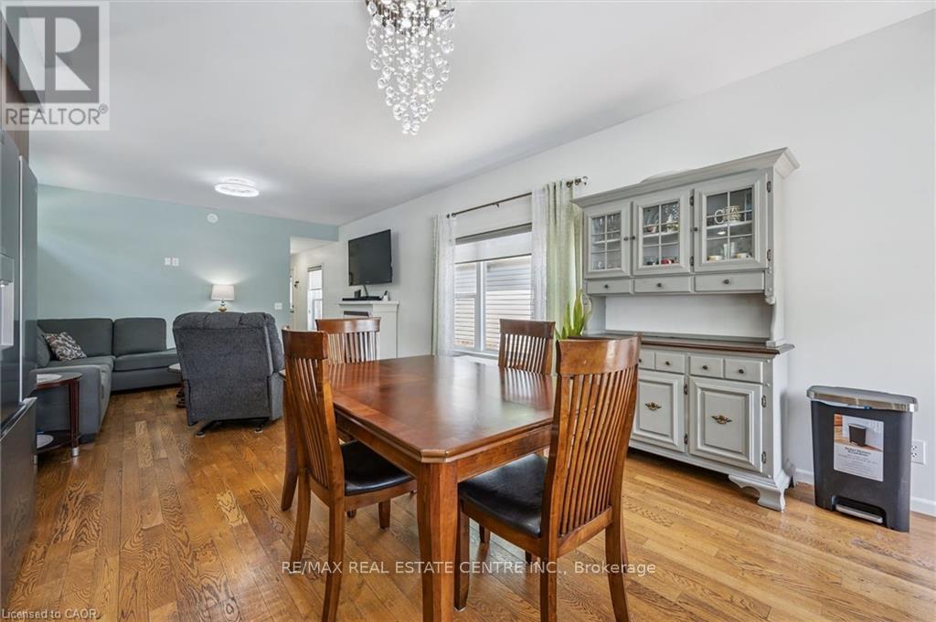 56 ASH AVENUE - 11