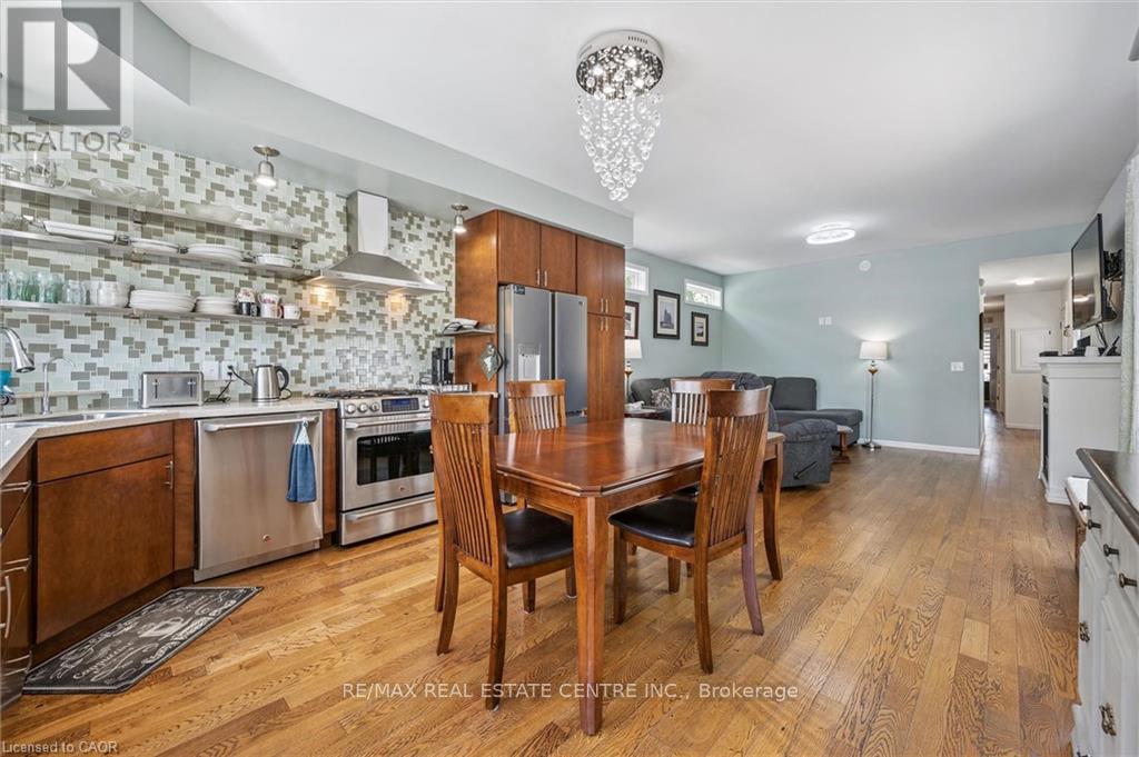 56 ASH AVENUE - 12