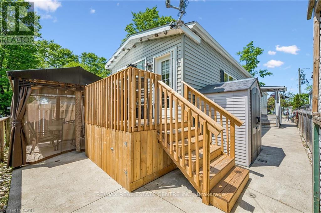 56 ASH AVENUE - 19