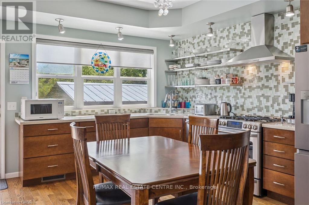 56 ASH AVENUE - 8