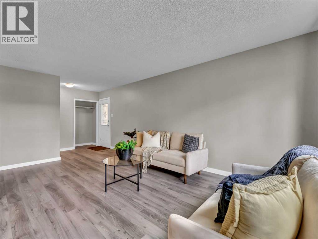 166 Mitchell Crescent NW - 10