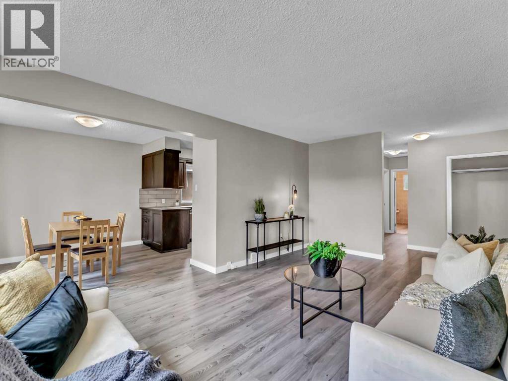 166 Mitchell Crescent NW - 9