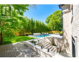 73 Lord Seaton Road, Toronto, ON M2P1K6 Photo 18