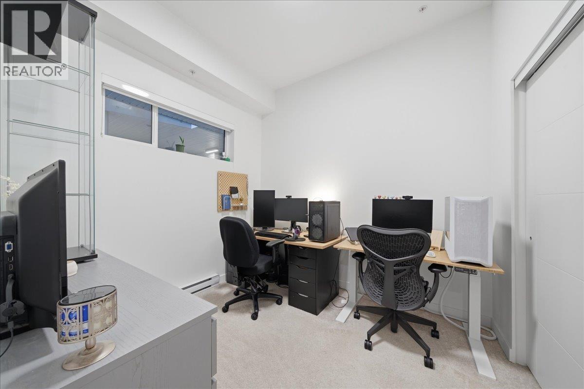 104 2345 RINDALL AVENUE, Port Coquitlam
