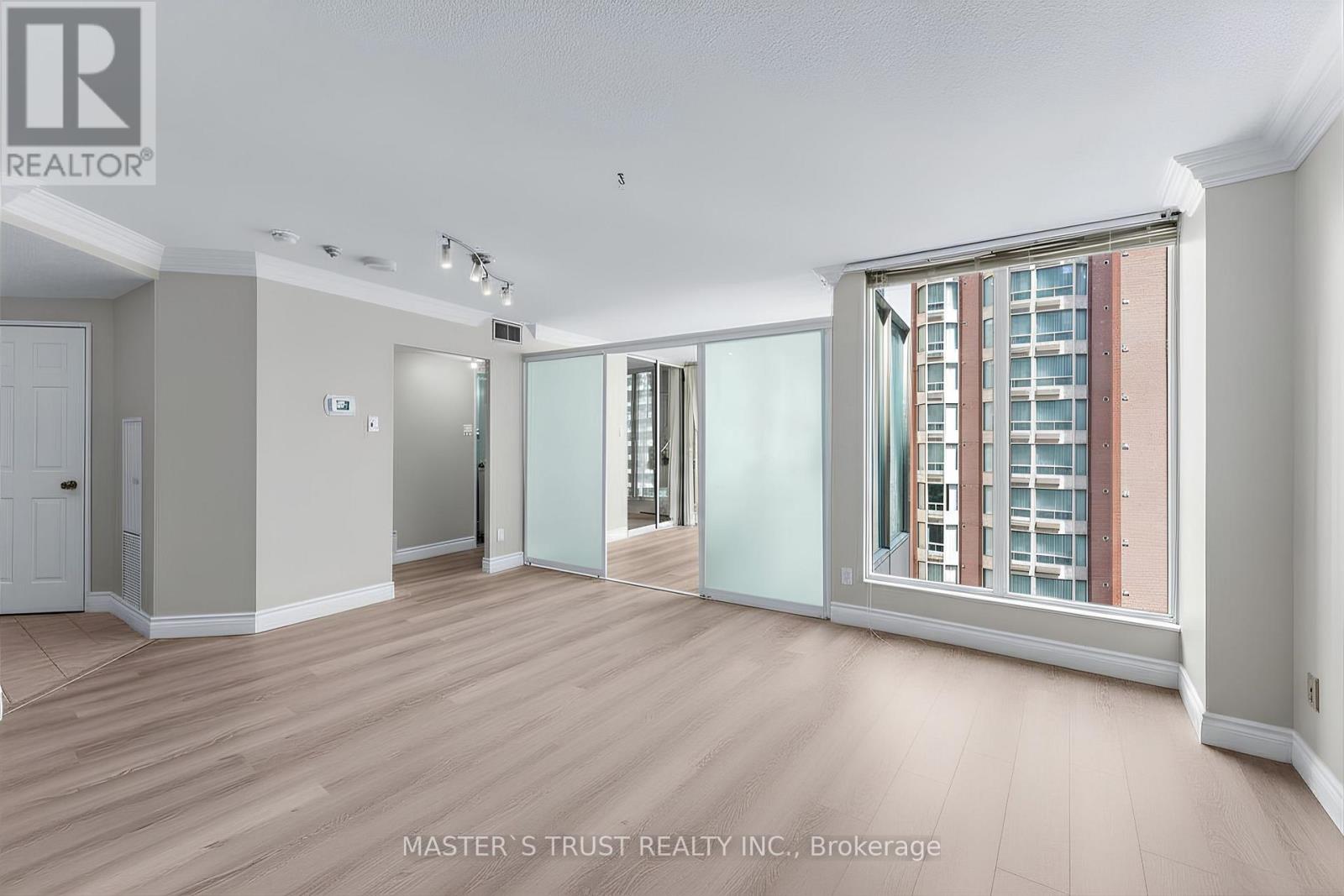 #1702 55 CENTRE AVENUE - 10
