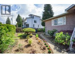 704 Smith Avenue, Coquitlam, BC V3J2W7 Photo 7