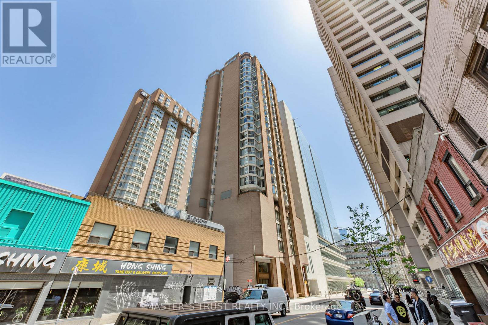 #1702 55 CENTRE AVENUE - 3