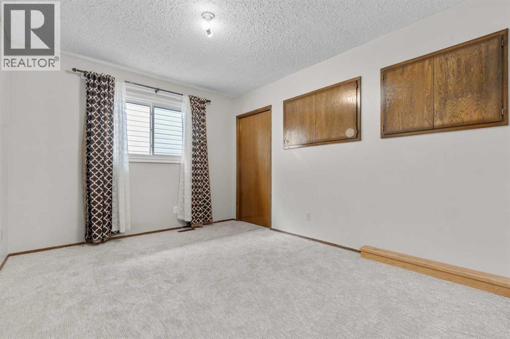 27 Beddington Road NE - 39