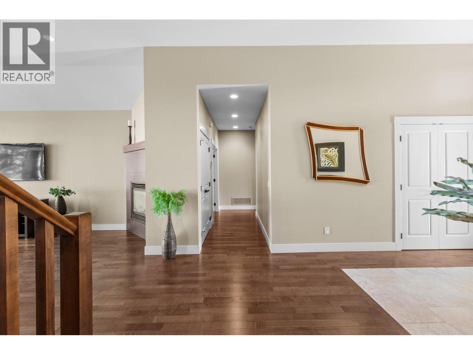 136 Falcon Place, Osoyoos