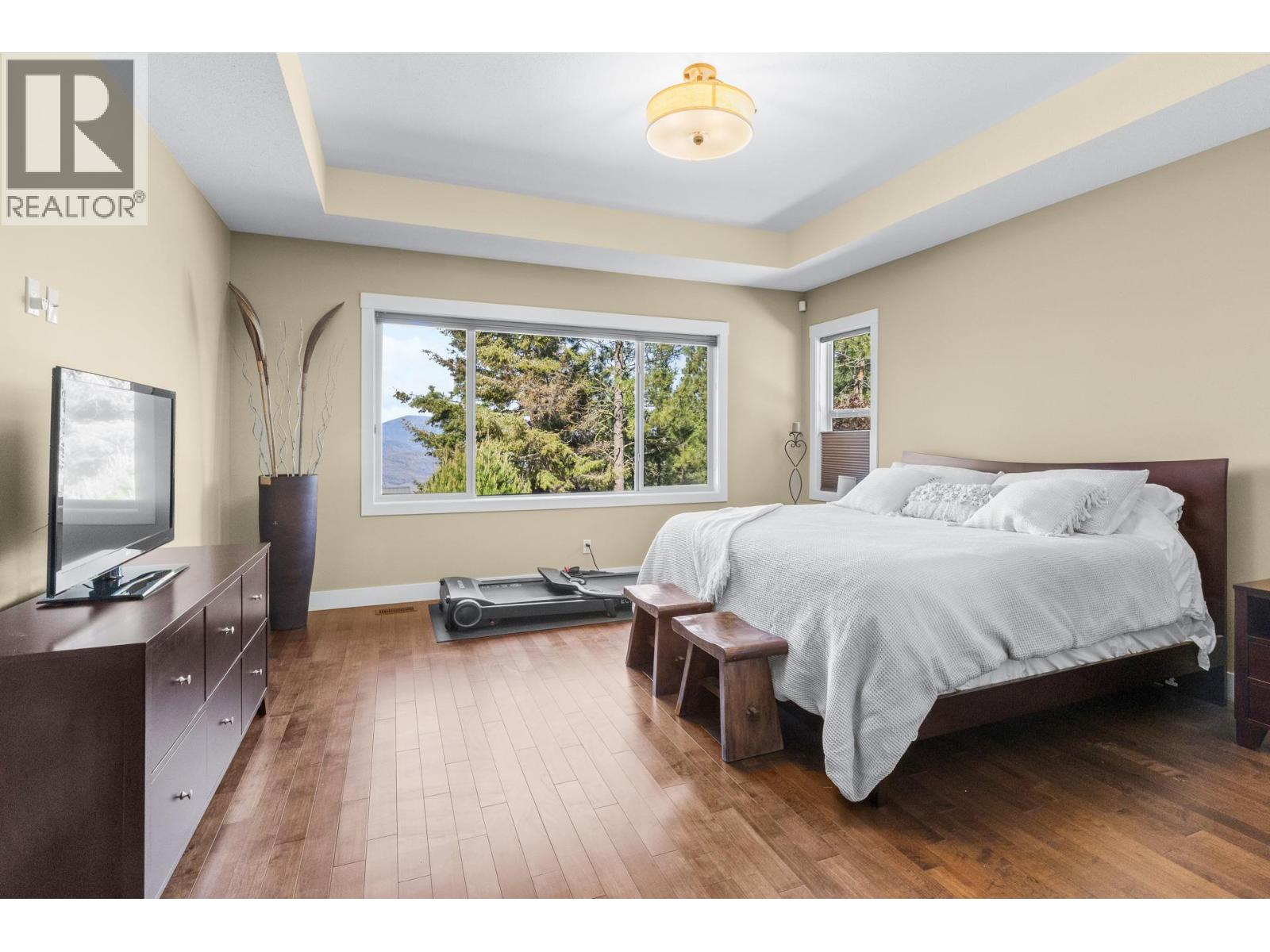136 Falcon Place, Osoyoos