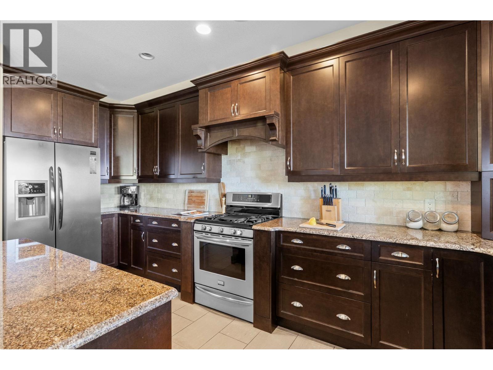 136 Falcon Place, Osoyoos