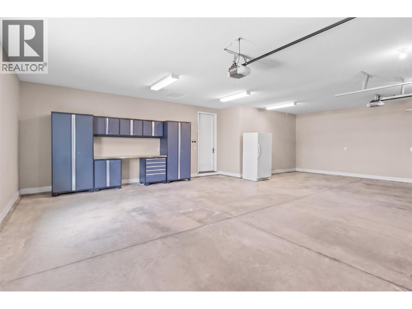 136 Falcon Place - 72